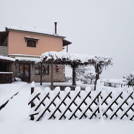 אנו חורה Dryades Guesthouse מראה חיצוני תמונה