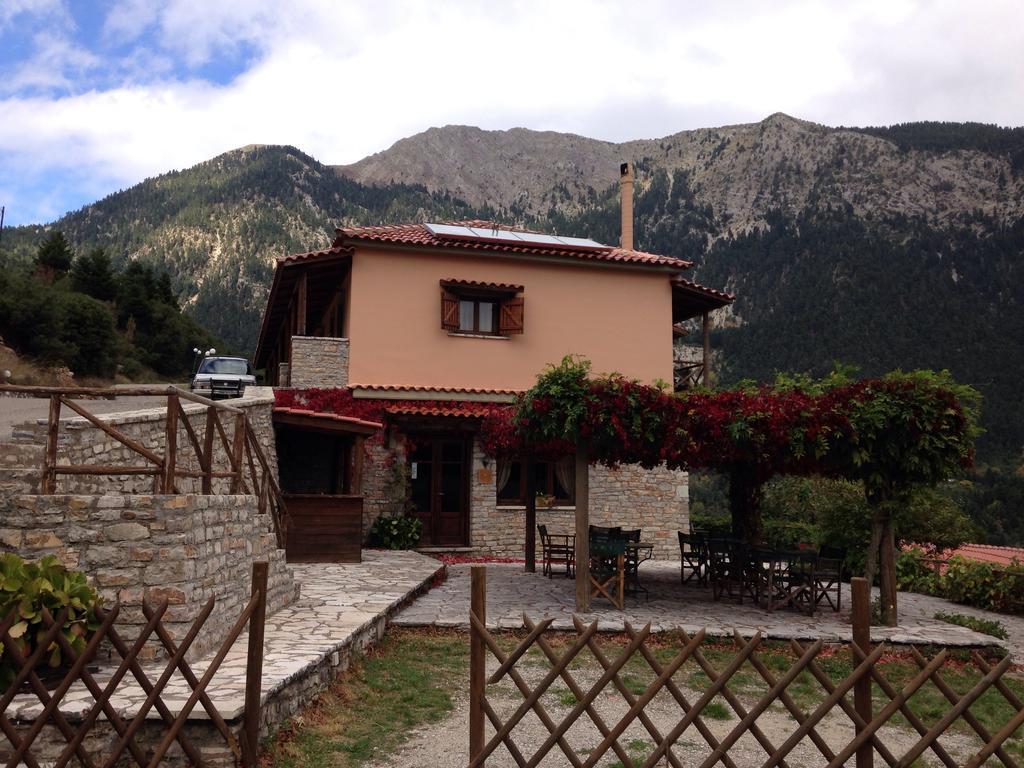 אנו חורה Dryades Guesthouse מראה חיצוני תמונה